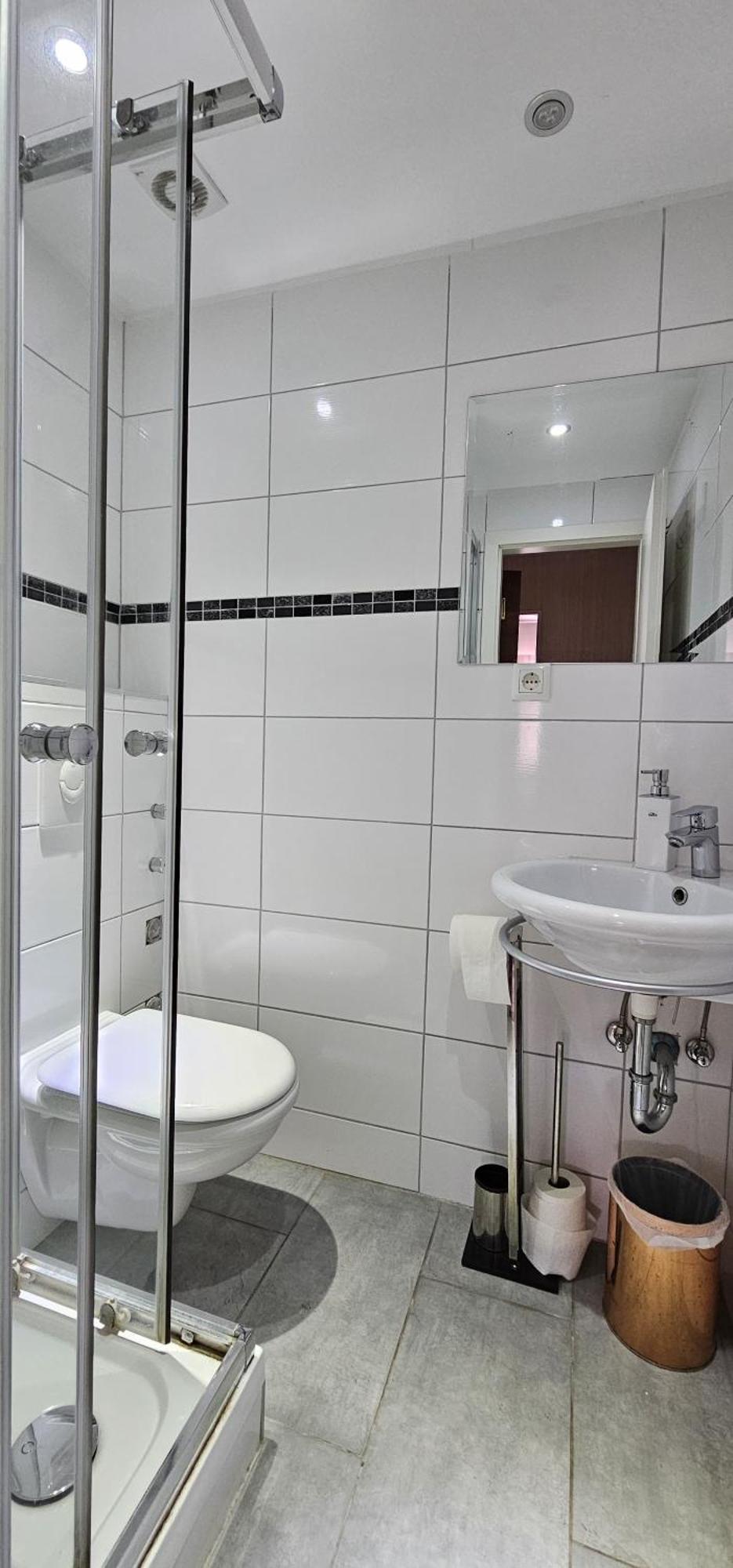 Gruendauer Monteurwohnung/Studentenwohnung Экстерьер фото