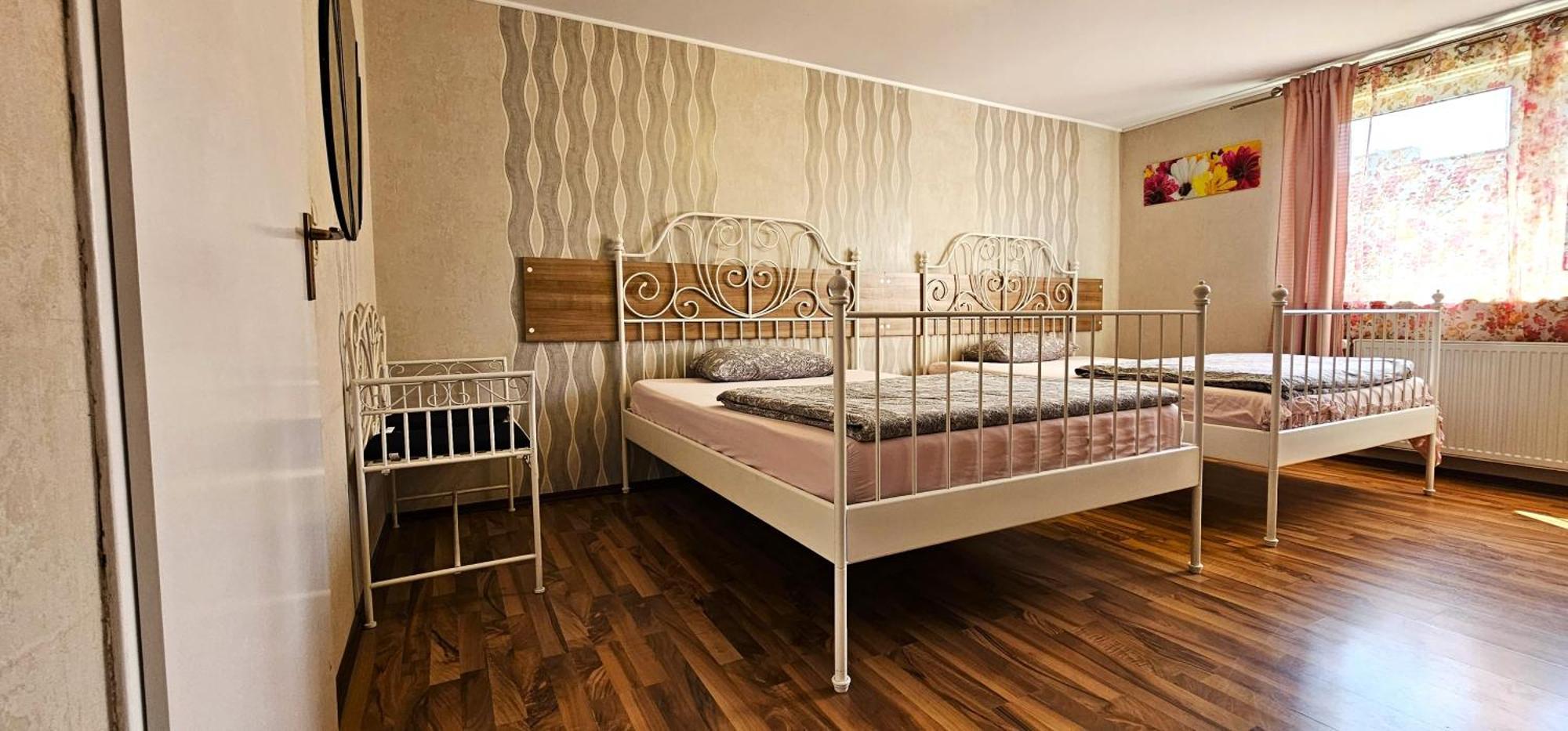 Gruendauer Monteurwohnung/Studentenwohnung Экстерьер фото